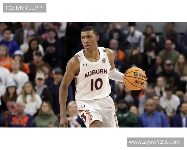 小贾巴里史密斯：新星崛起的篮球天才与未来的无限可能